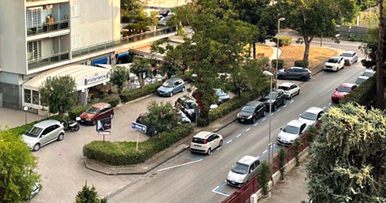 B&B Stanze Lussuose Aversa Dış mekan fotoğraf